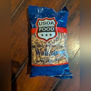 New USDA Food Walnuts 16 oz